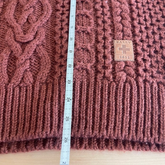 Bally Made in Switzerland 100% Norwegian Wool Cable Knit Sweater in Rust- XL - Picture 6 of 7